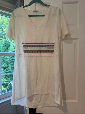 Zara White Embroidered V-Neck Tunic Dress
